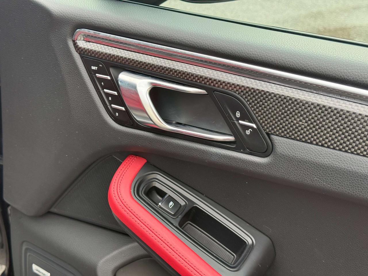 2015 Porsche Macan TURBO   NO ACCIDENT   BOSE SOUND   RED INTERIOR   VENTILATED F SEATS Photo