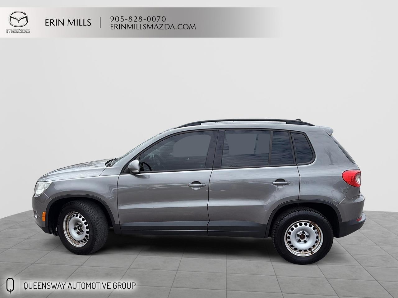 2011 Volkswagen Tiguan COMFORTLINE 4Motion Photo