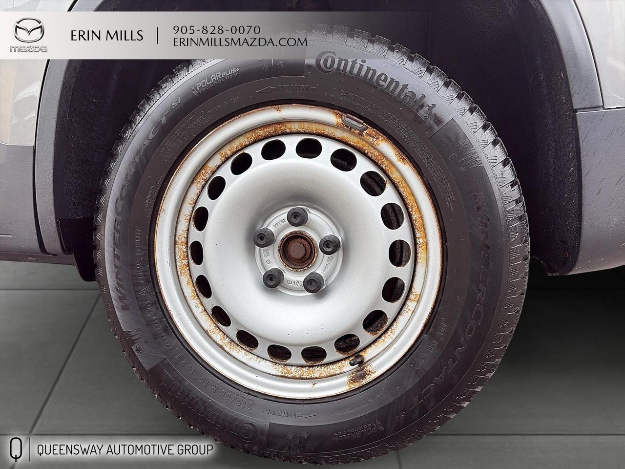 2011 Volkswagen Tiguan COMFORTLINE 4Motion Photo