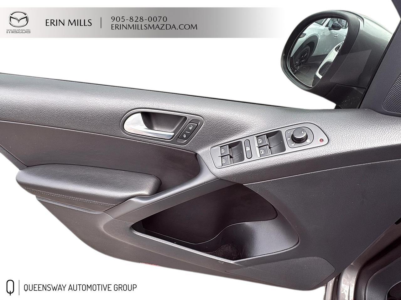 2011 Volkswagen Tiguan COMFORTLINE 4Motion Photo