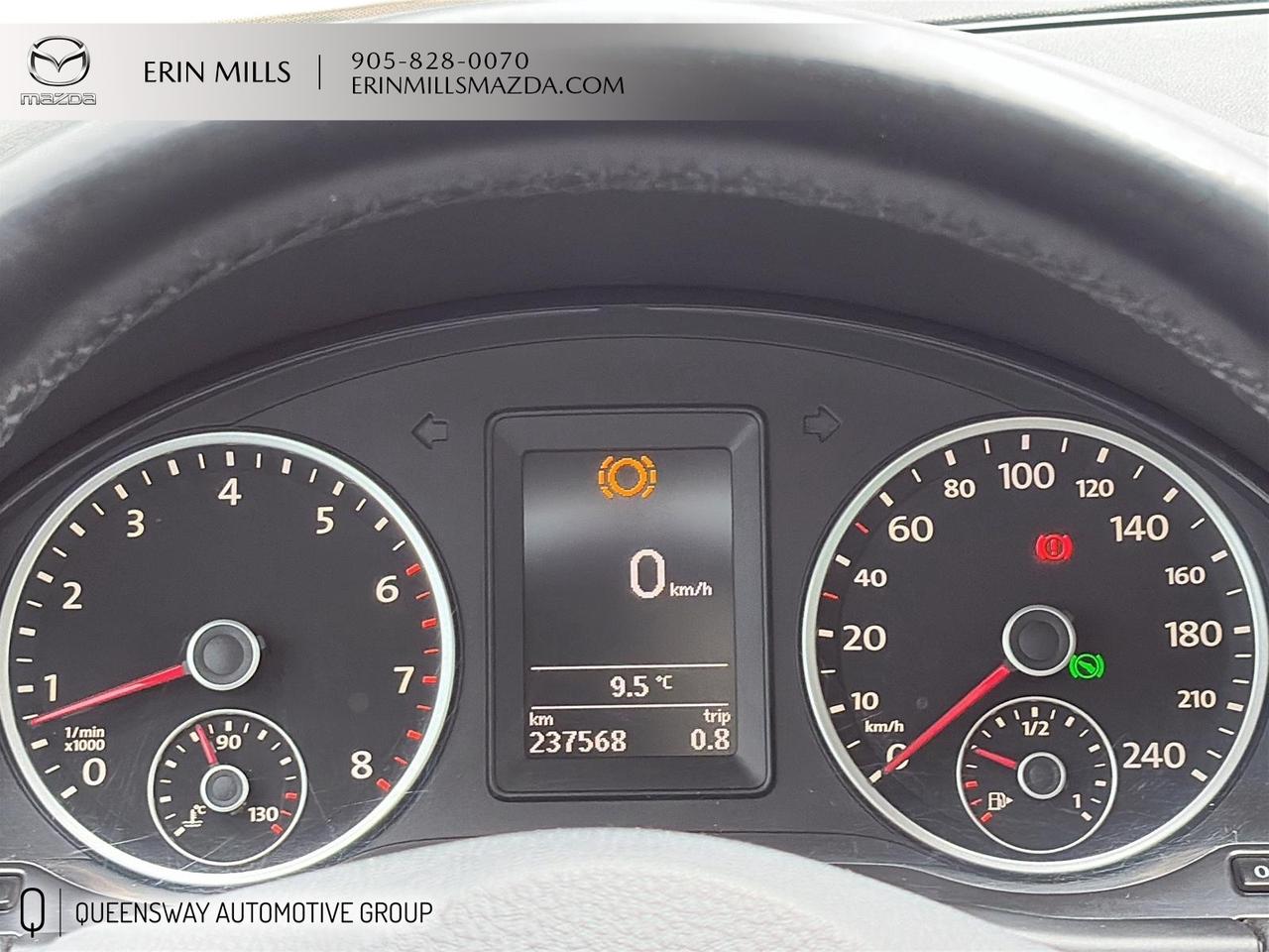 2011 Volkswagen Tiguan COMFORTLINE 4Motion Photo