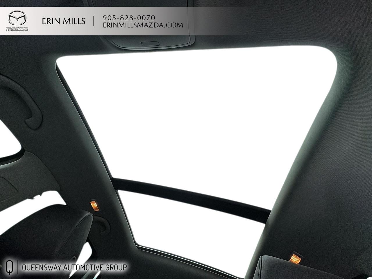 2011 Volkswagen Tiguan COMFORTLINE 4Motion Photo