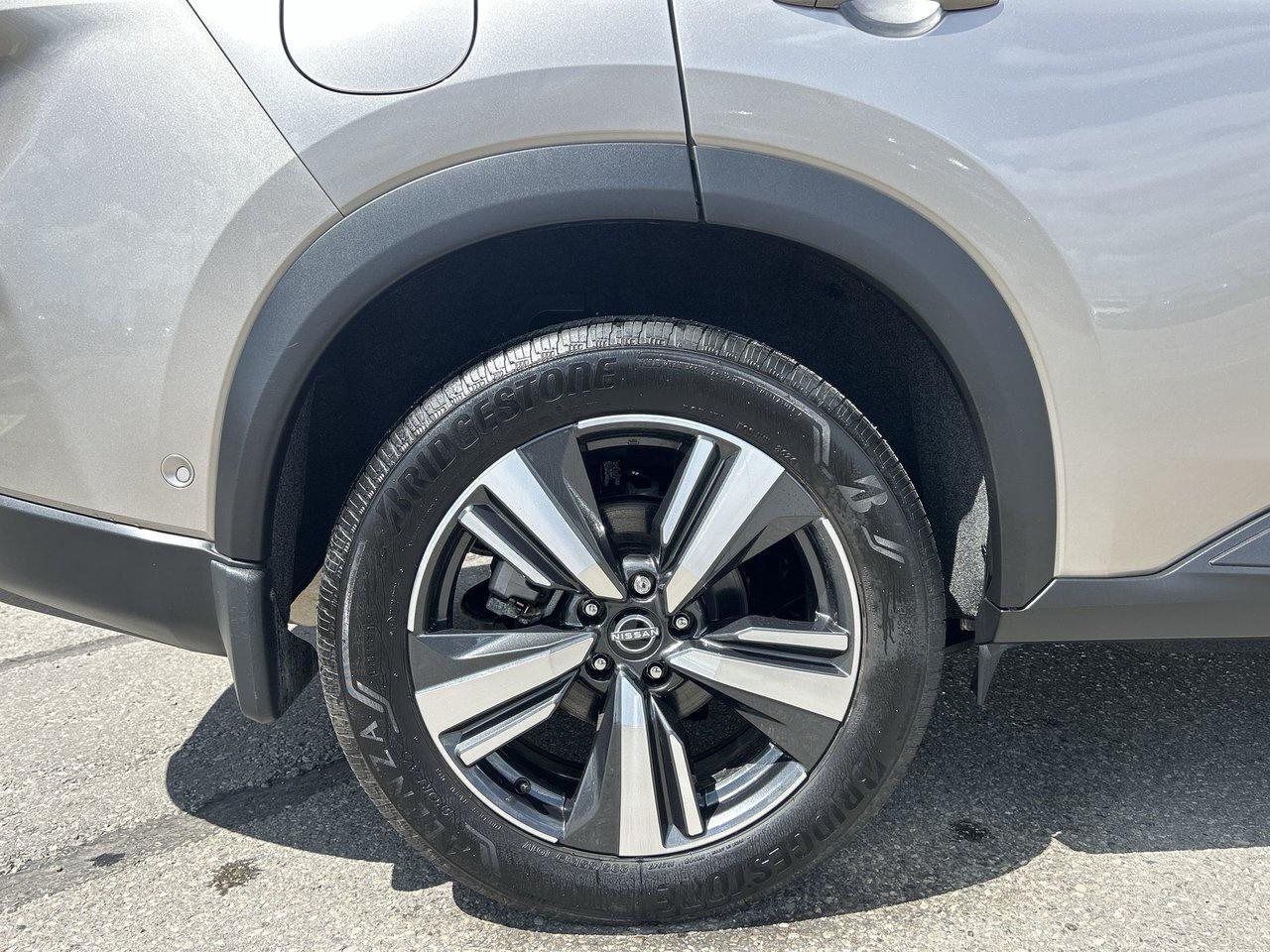 2025 Nissan Rogue SL Leather Digigtal Guages 12 Inch Screen 360 Cam Photo