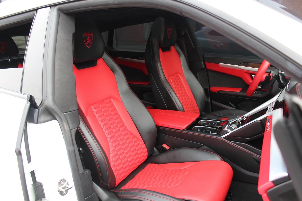 2020 Lamborghini Urus  Photo