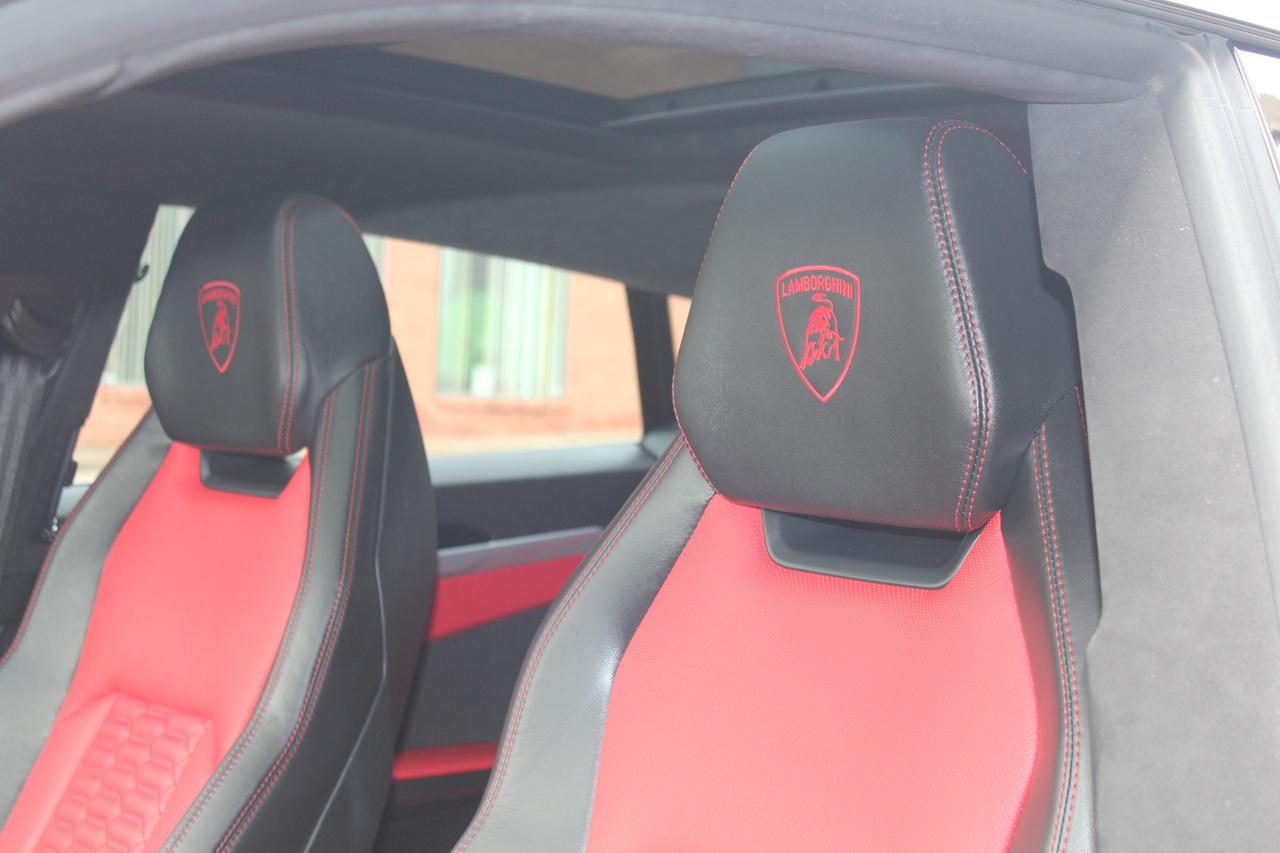2020 Lamborghini Urus  Photo