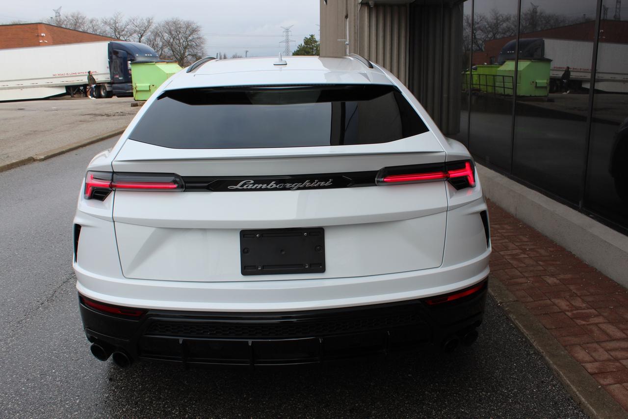 2020 Lamborghini Urus  Photo