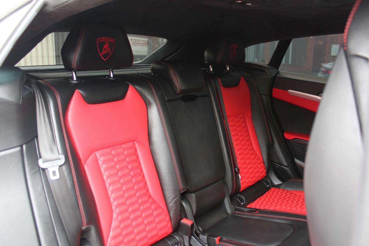 2020 Lamborghini Urus  Photo