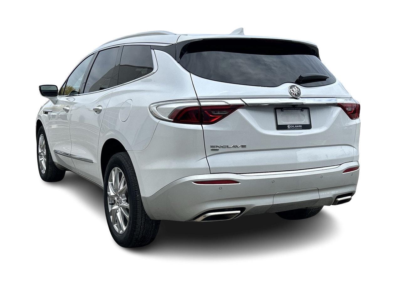 2023 Buick Enclave Essence Dual-Sunroof BOSE Audio 20 Inch Wheels Nav Photo