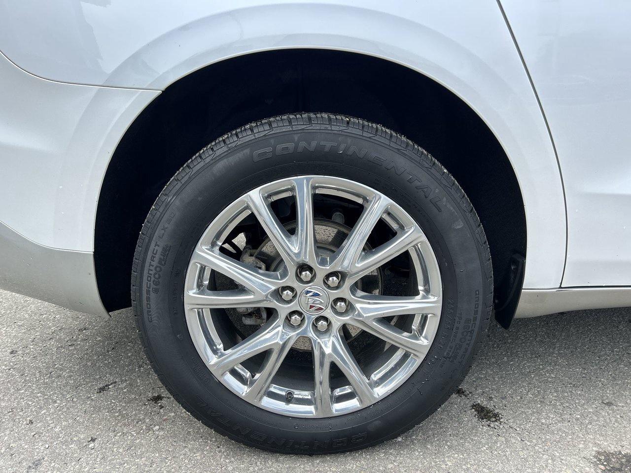 2023 Buick Enclave Essence Dual-Sunroof BOSE Audio 20 Inch Wheels Nav Photo