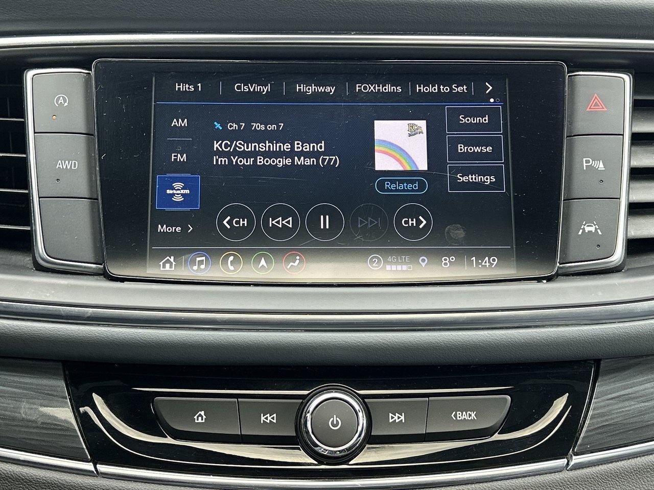2023 Buick Enclave Essence Dual-Sunroof BOSE Audio 20 Inch Wheels Nav Photo