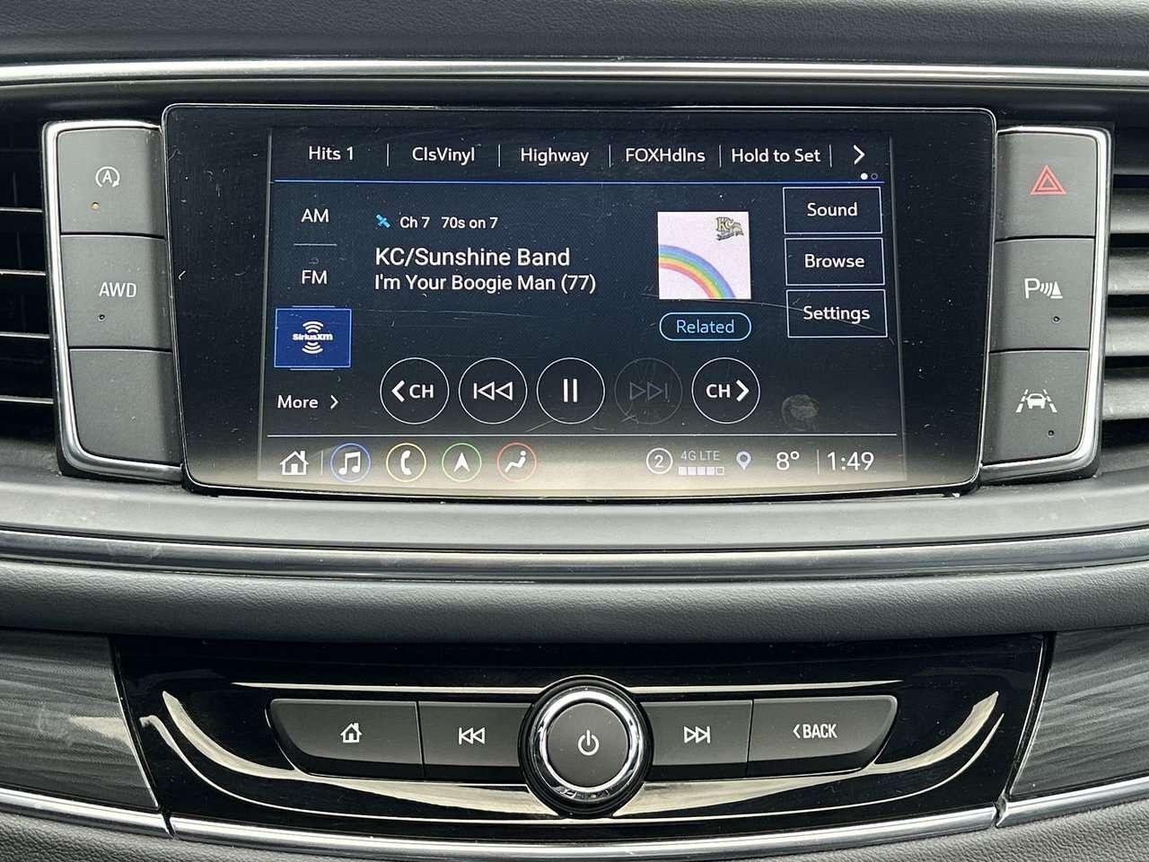 2023 Buick Enclave Essence 1-Owner   Dual-Sunroof   BOSE Audio   20 I Photo