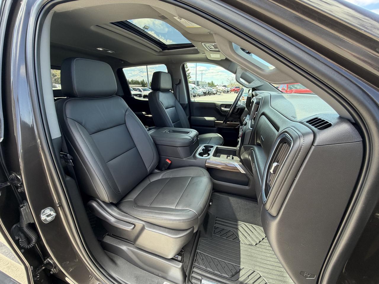 2022 Chevrolet Silverado 1500 LTD LT TRAIL BOSS LIFT, WHEEL TIRE PKG!! Photo