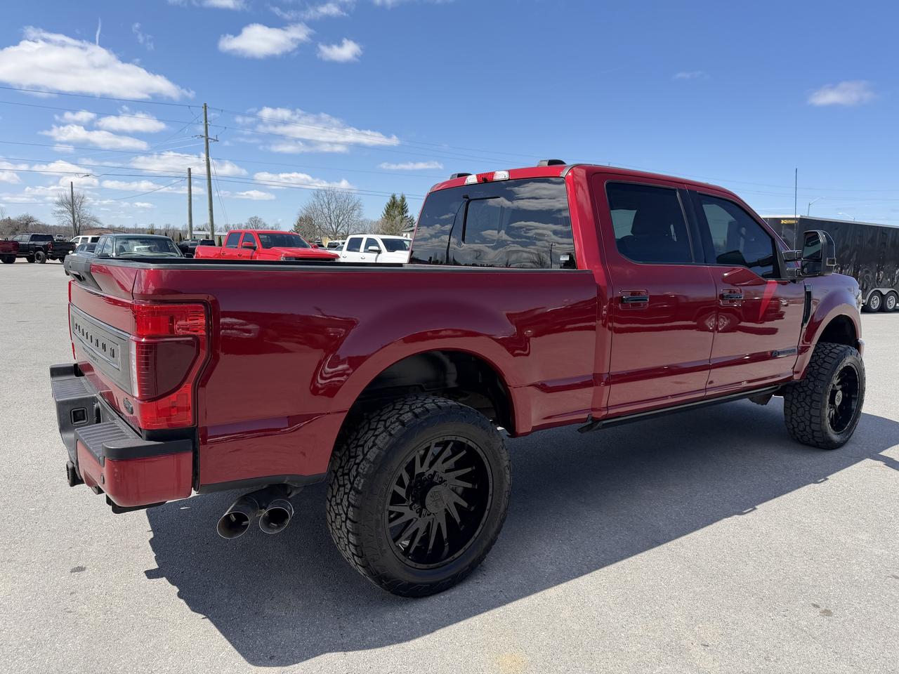 2022 Ford F-350 Platinum 4WD Crew Cab 6.75' Box Photo