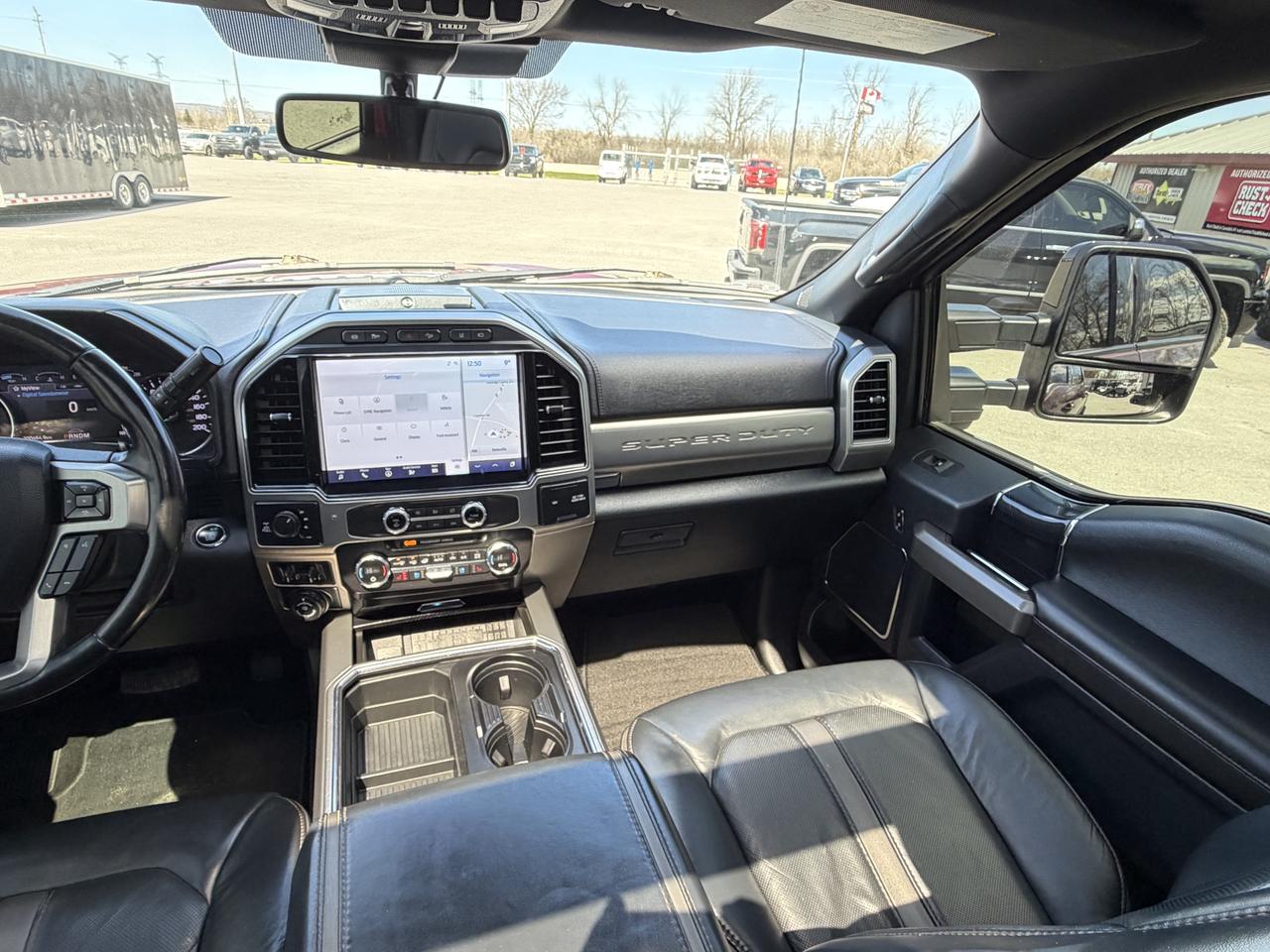 2022 Ford F-350 Platinum 4WD Crew Cab 6.75' Box Photo