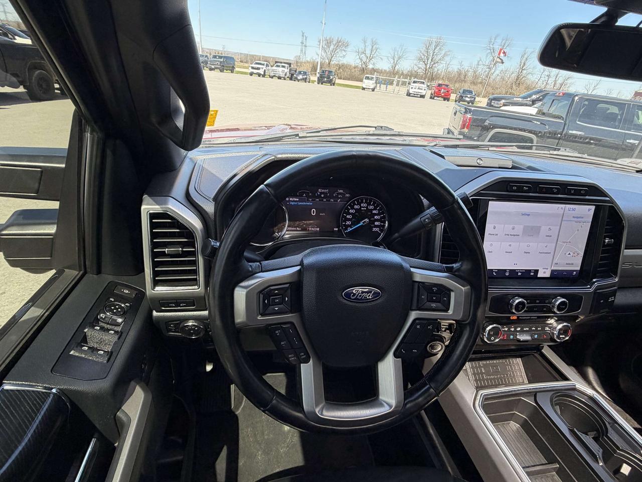 2022 Ford F-350 Platinum 4WD Crew Cab 6.75' Box Photo