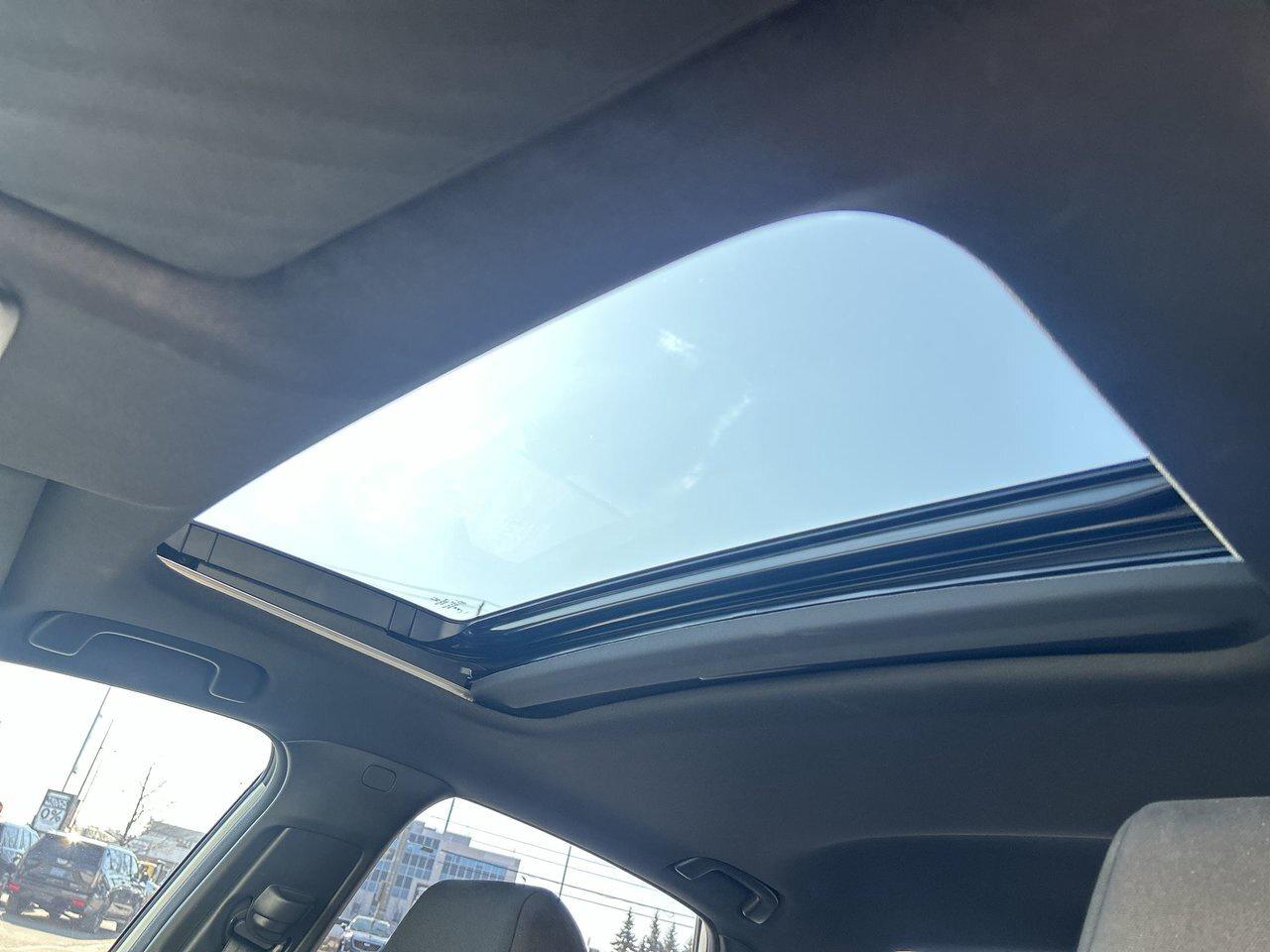 2024 Honda Civic Sedan Sport Low KMs Off-Lease Sunroof Blind-Spot Adaptiv Photo