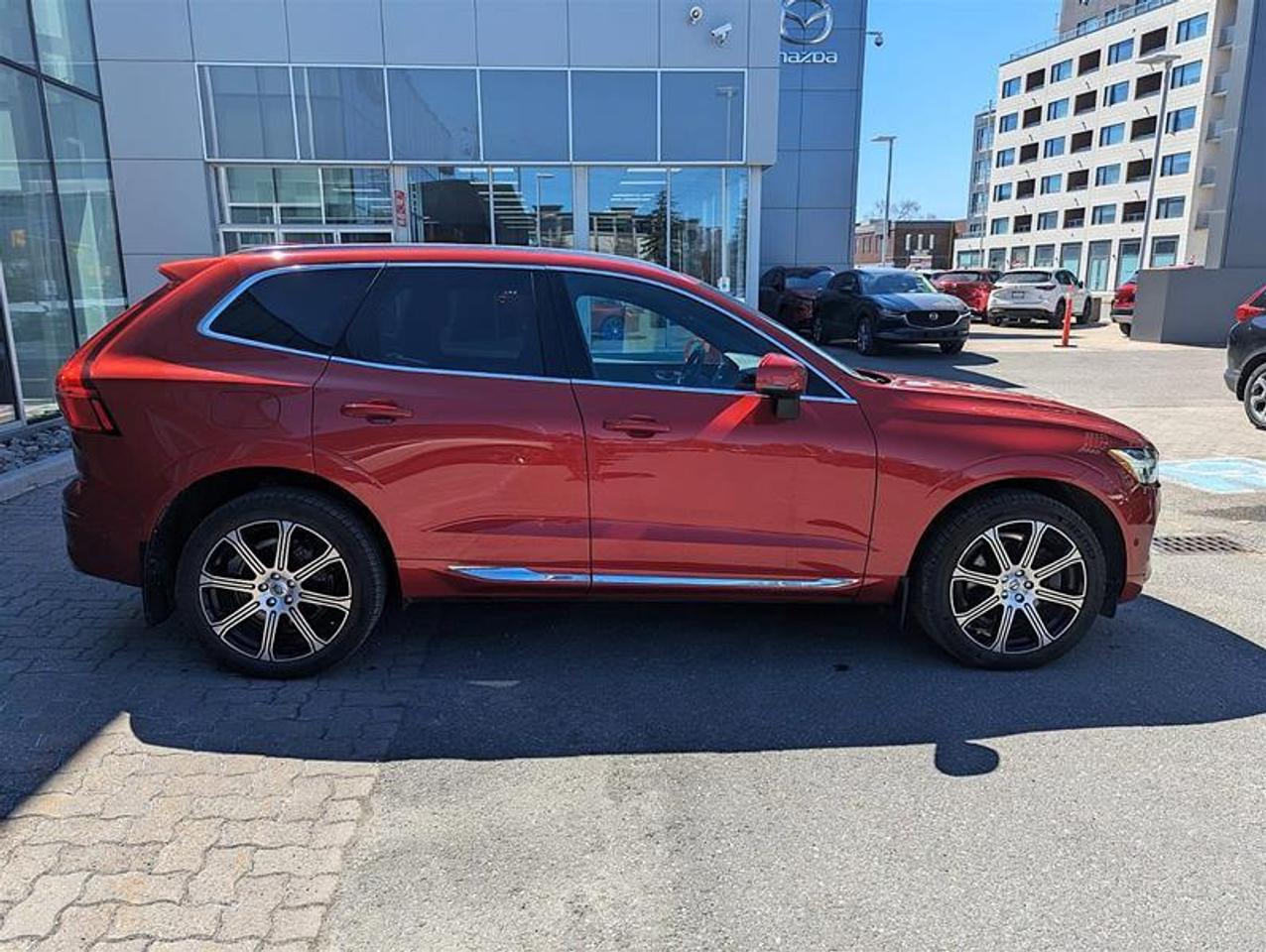 2019 Volvo XC60 T8 Inscription   Air Susp   PHEV   Nappa   AWD Photo