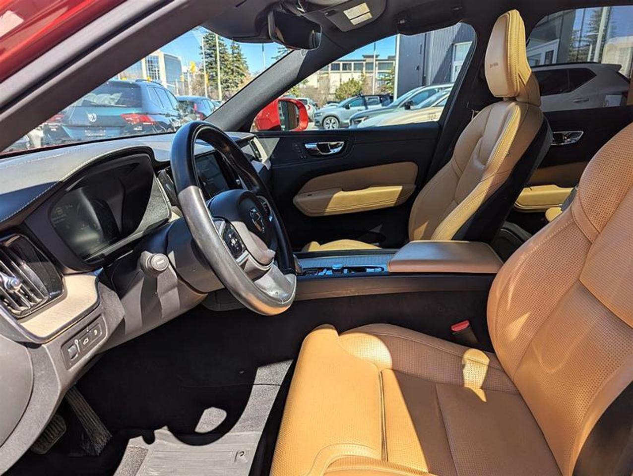 2019 Volvo XC60 T8 Inscription   Air Susp   PHEV   Nappa   AWD Photo