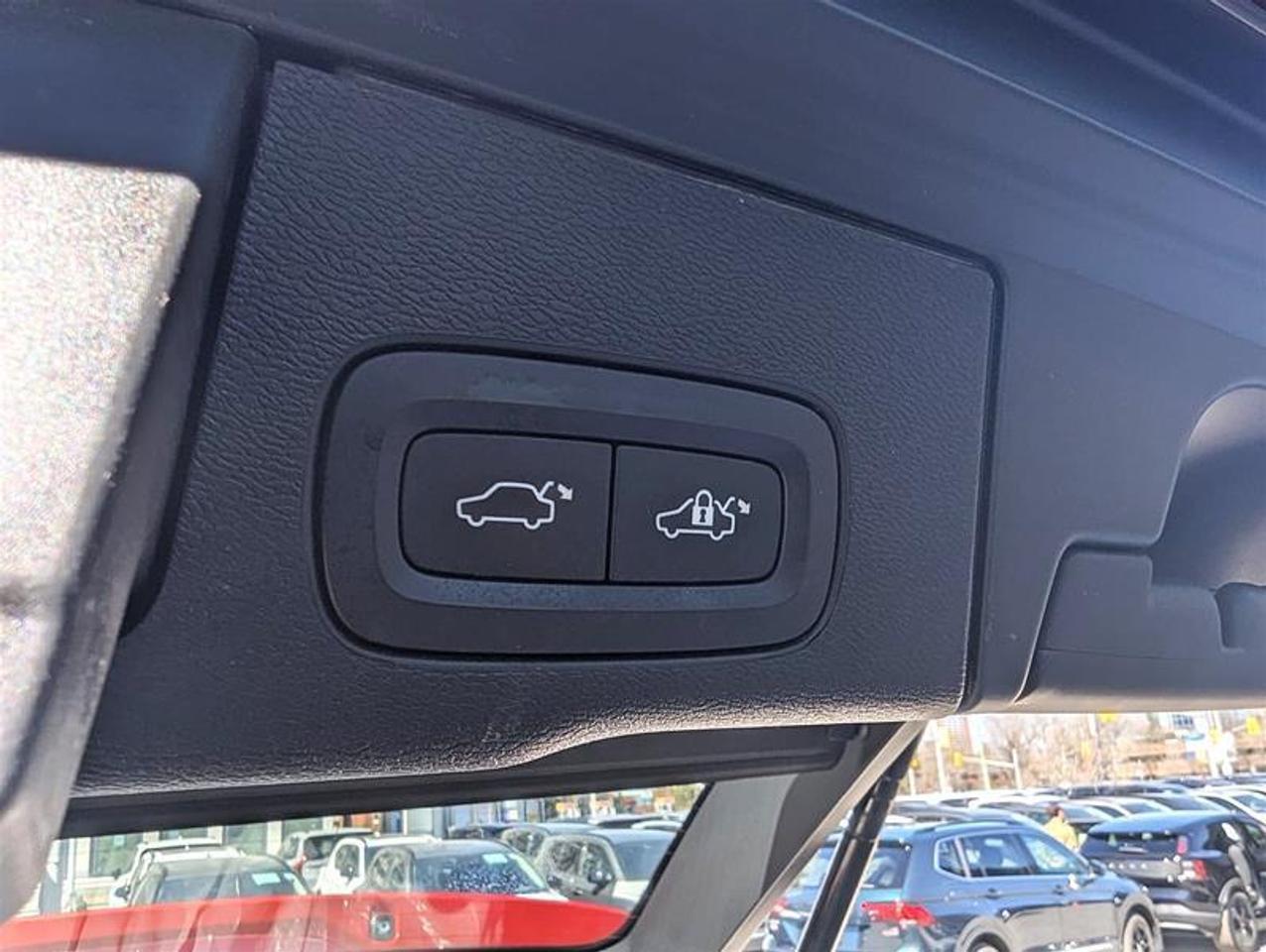 2019 Volvo XC60 T8 Inscription   Air Susp   PHEV   Nappa   AWD Photo