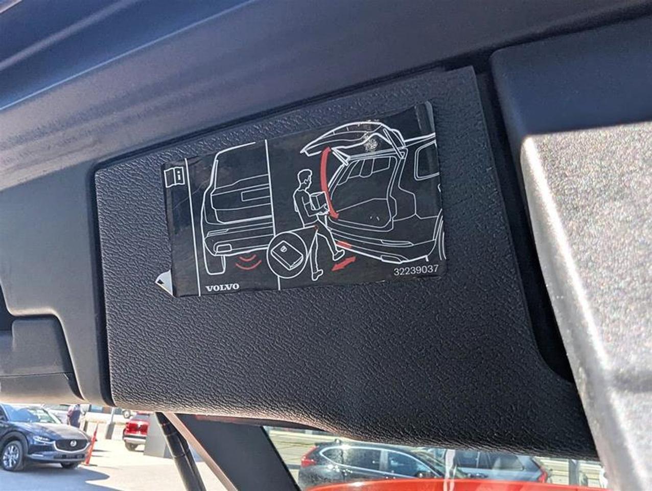 2019 Volvo XC60 T8 Inscription   Air Susp   PHEV   Nappa   AWD Photo