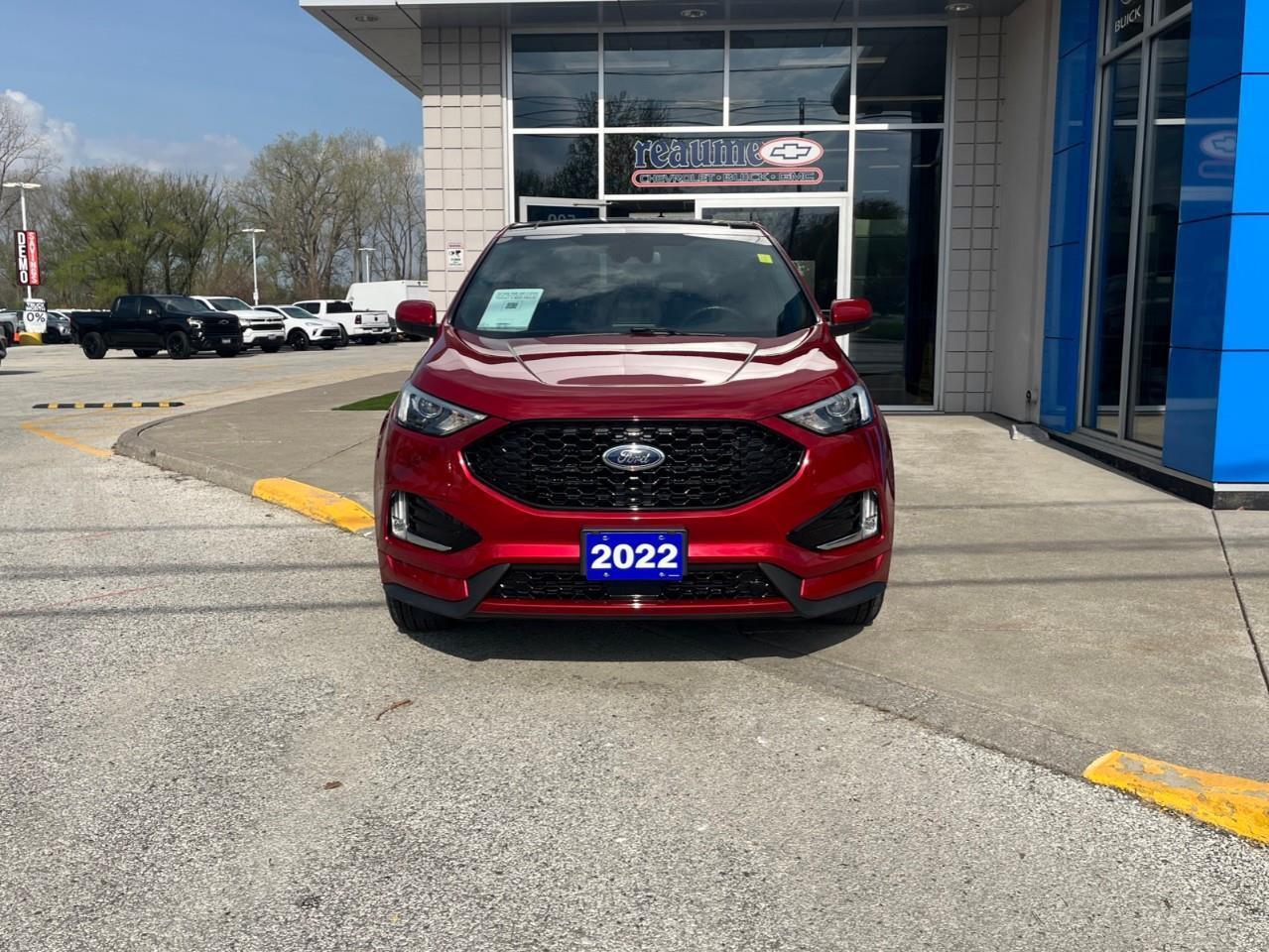 2022 Ford Edge ST Line Clean Local Trade Photo