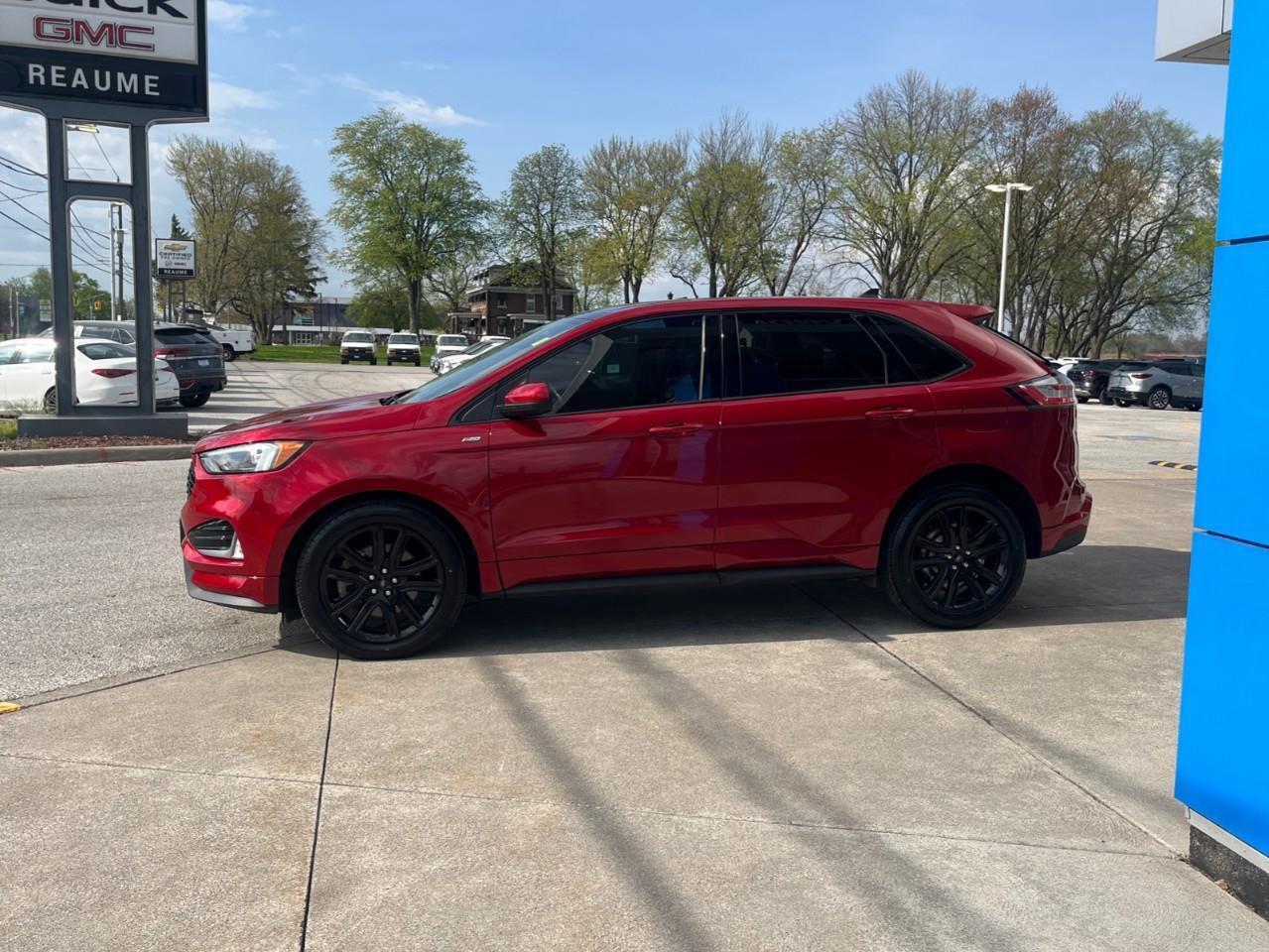 2022 Ford Edge ST Line Clean Local Trade Photo