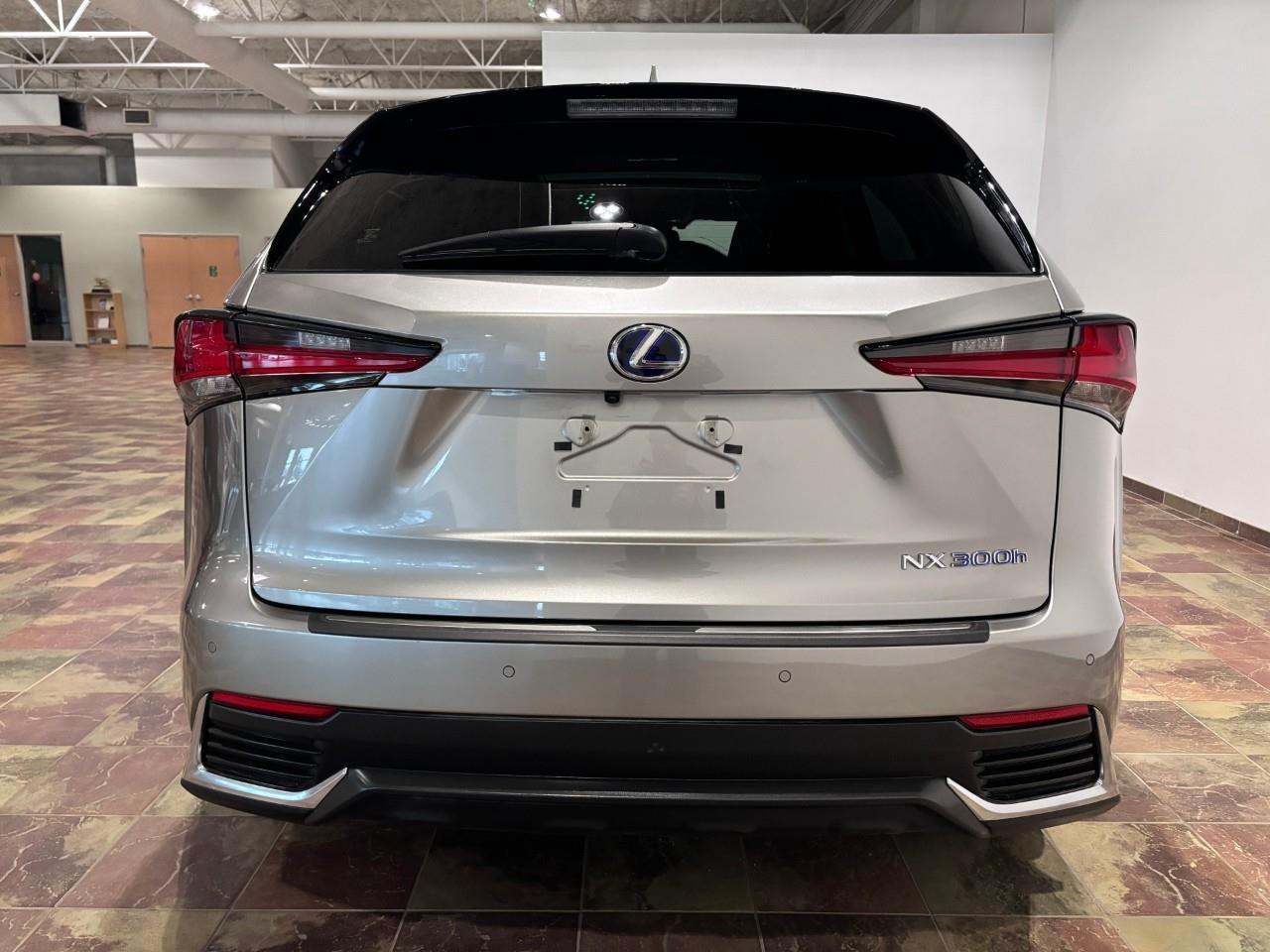 2018 Lexus NX 300h EXECUTIVE PACKAGE - 1 OWNER Photo