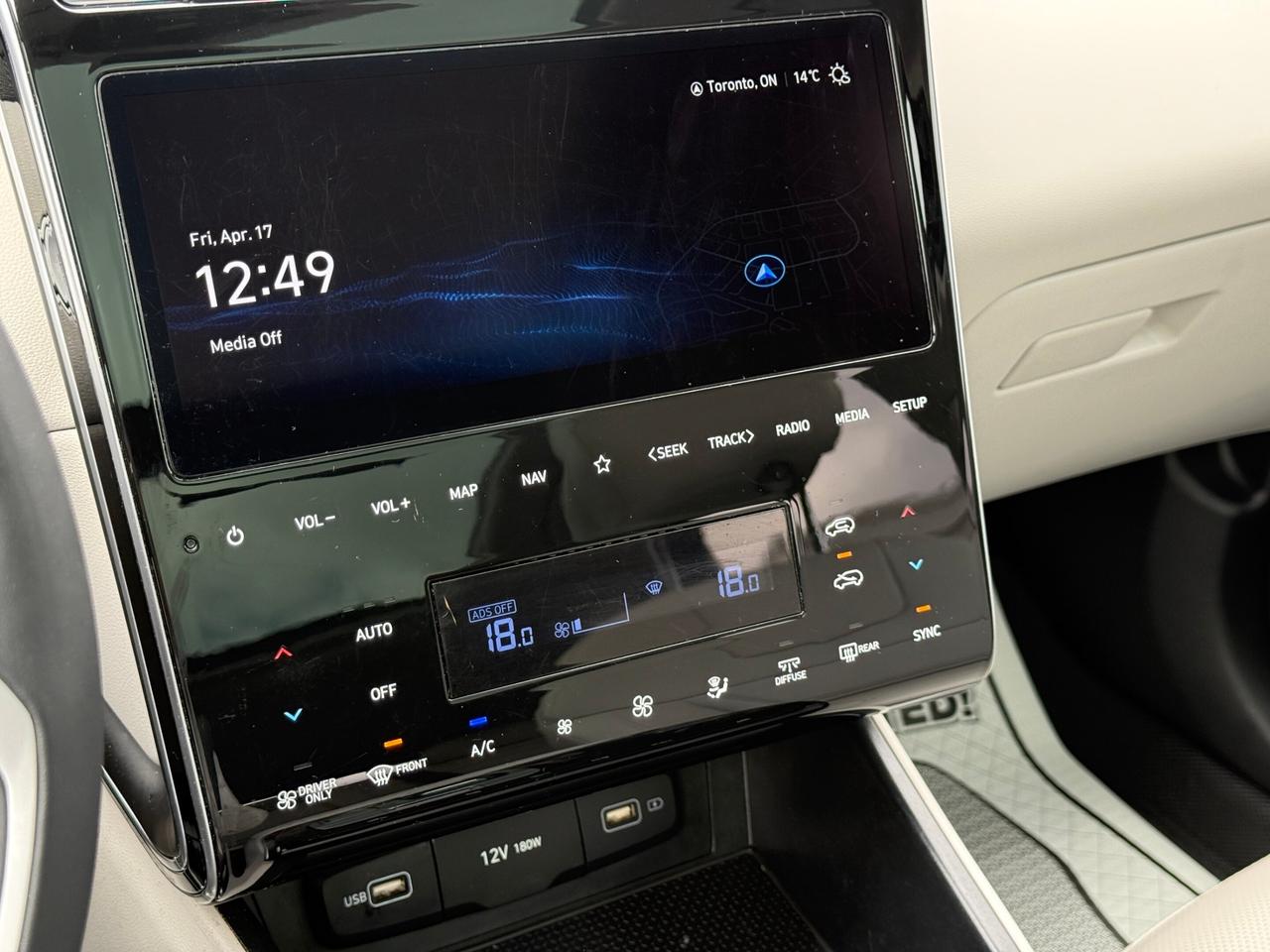 2024 Hyundai Tucson LUXURY   AWD   HYBRID   NO ACCIDENT   ONE OWNER Photo