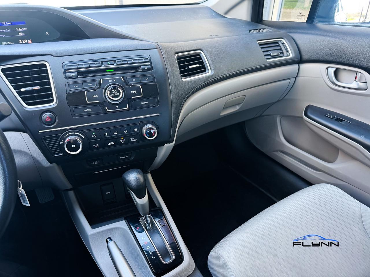 2015 Honda Civic LX Sedan CVT Low KMS - Clean Carfax! Photo