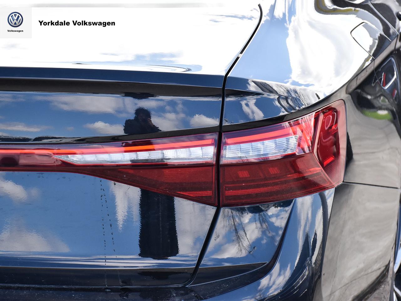 2025 Volkswagen Jetta GLI  Photo