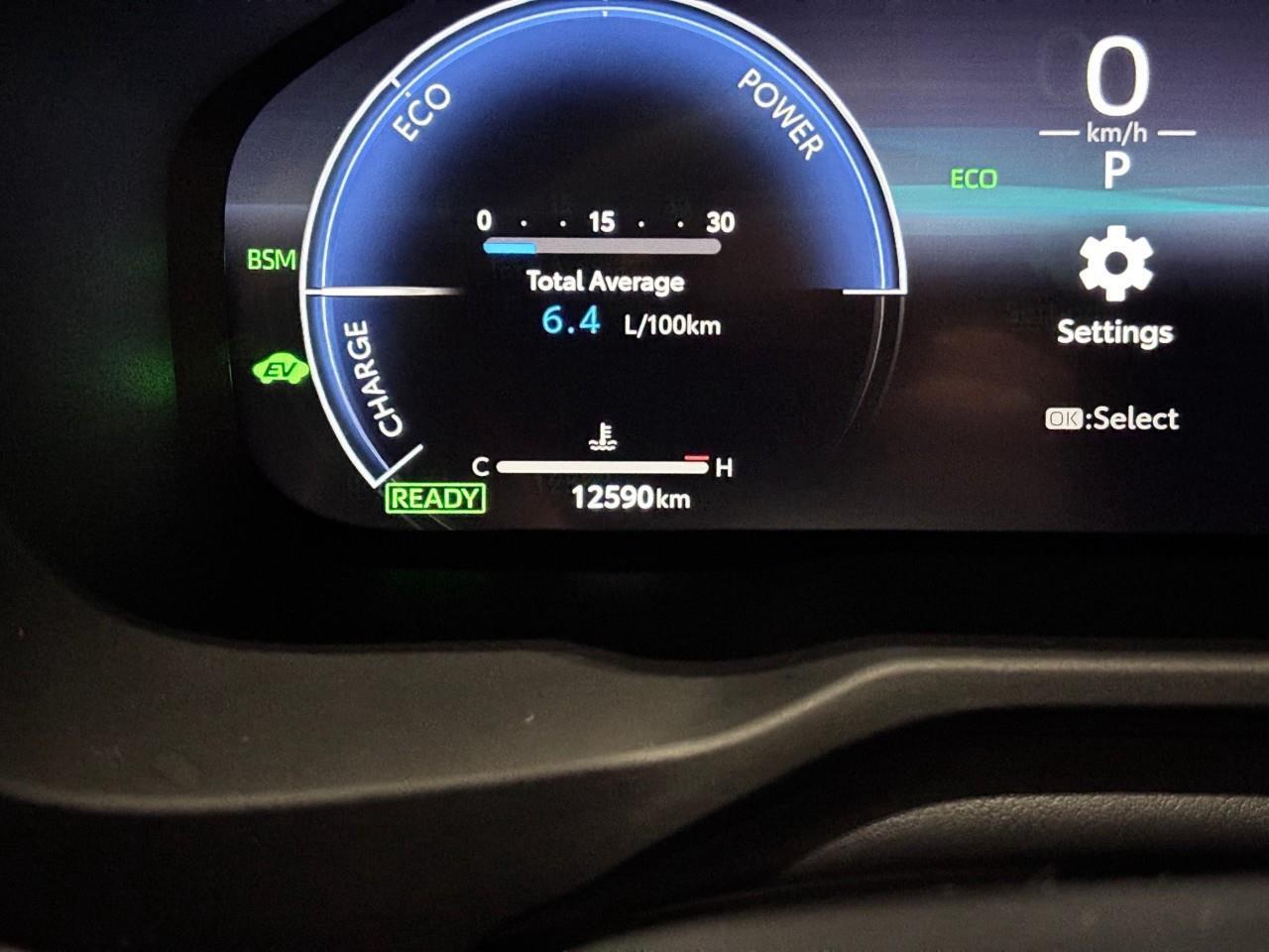 2025 Toyota RAV4 Hybrid XSE Photo