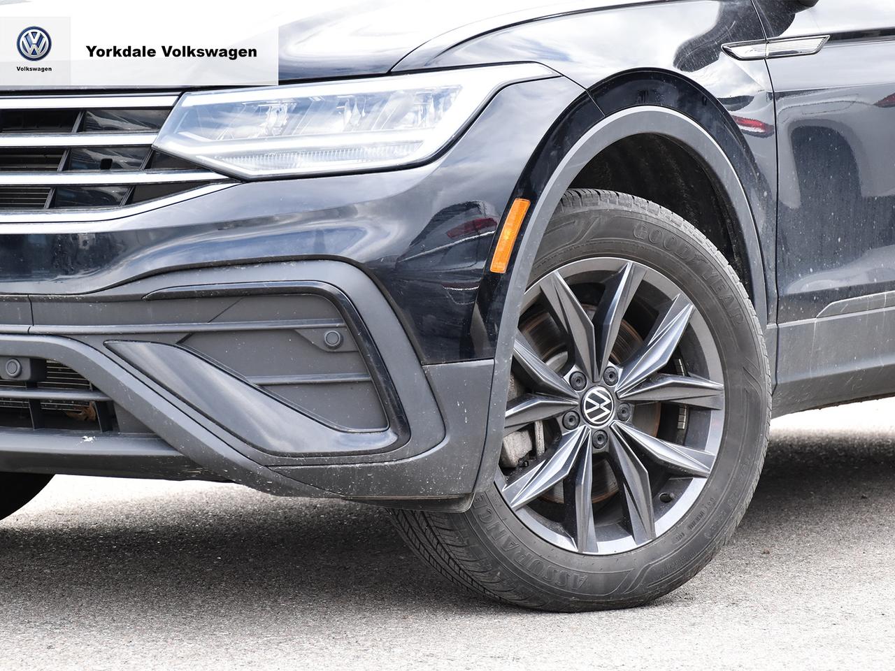 2023 Volkswagen Tiguan 4Motion Photo