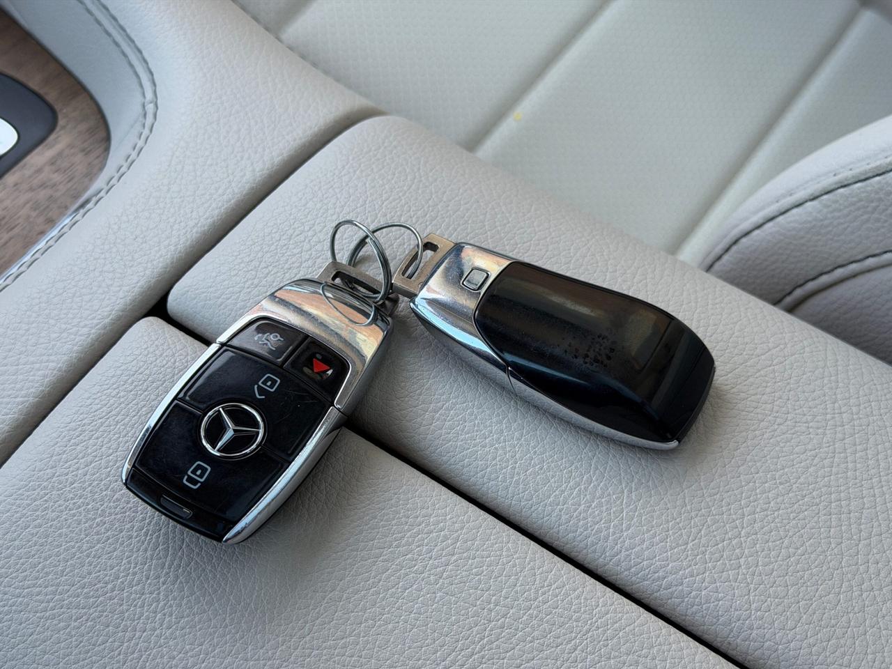 2023 Mercedes-Benz GLS-Class GLS 450   PREMIUM   INTELLIGENT   NO ACCIDENT   36 Photo