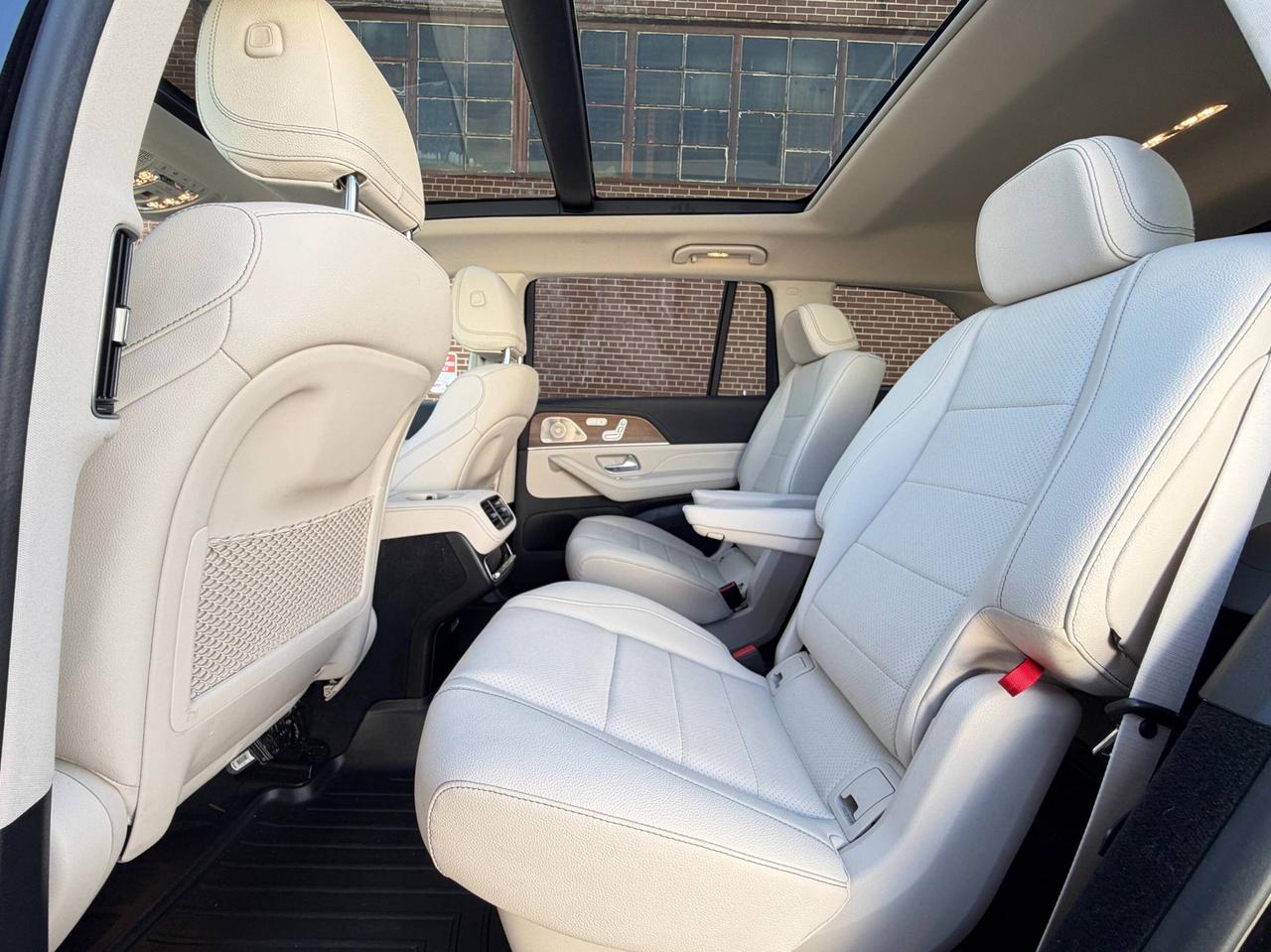 2023 Mercedes-Benz GLS-Class GLS 450   PREMIUM   INTELLIGENT   NO ACCIDENT   36 Photo