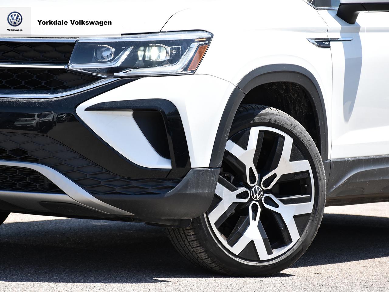 2022 Volkswagen Taos Highline" LOW KM" Photo