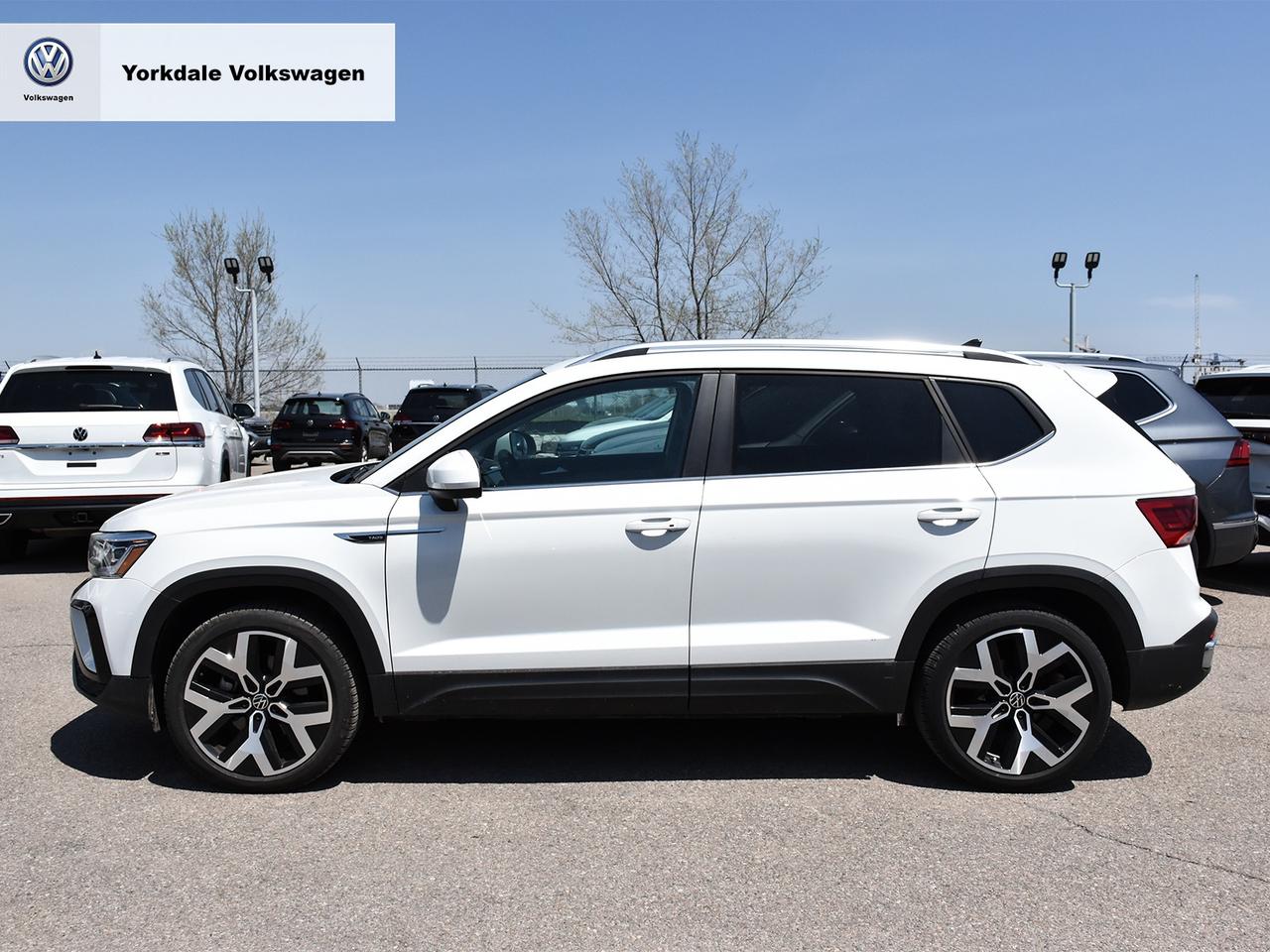 2022 Volkswagen Taos Highline" LOW KM" Photo