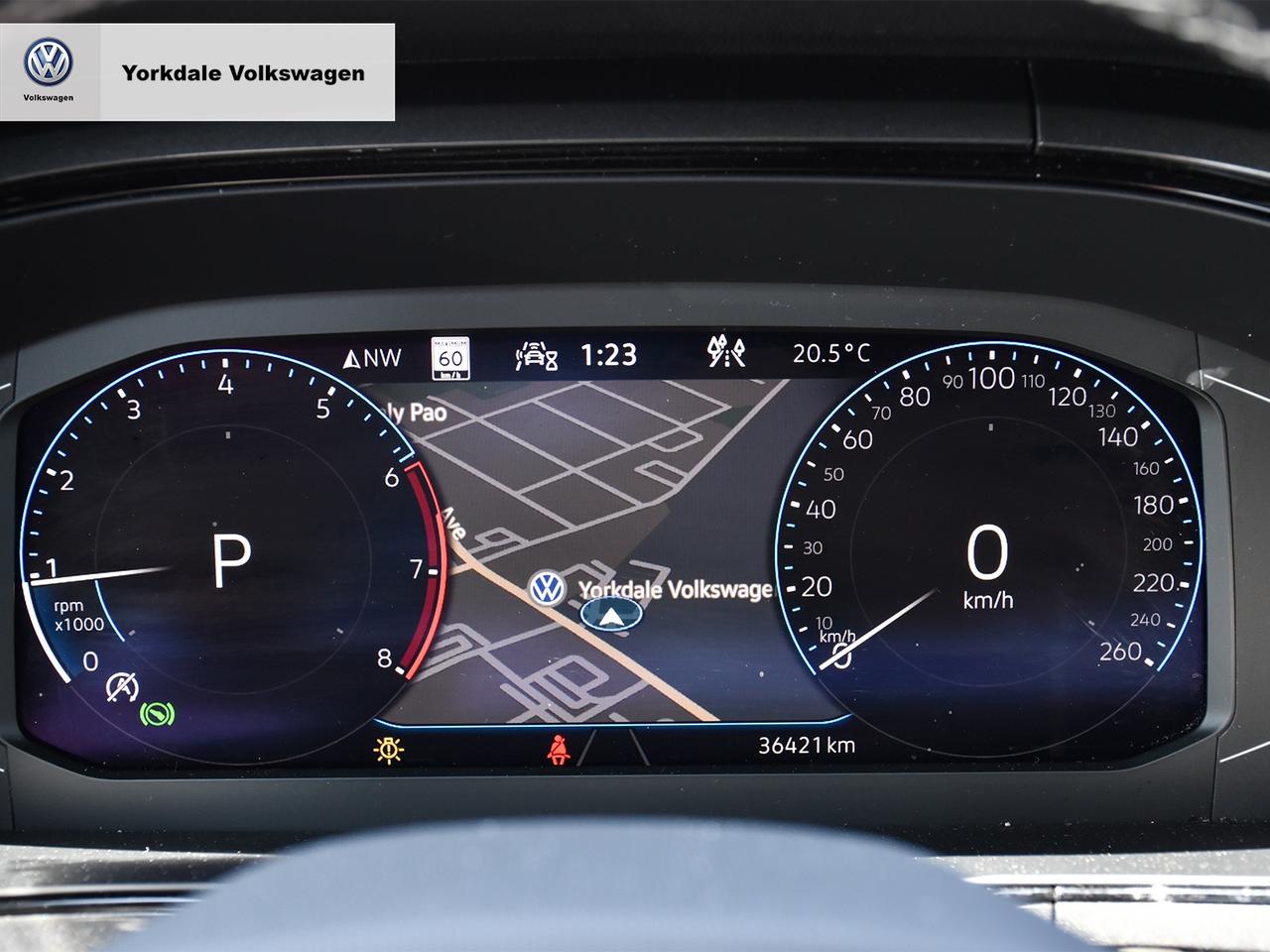 2022 Volkswagen Taos Highline" LOW KM" Photo