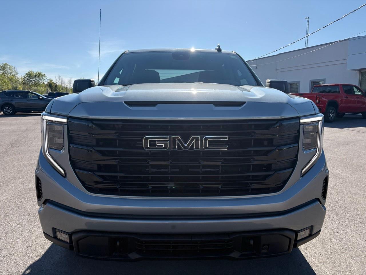 2026 GMC Sierra 1500 Crew Cab Standard Box 4-Wheel Drive Elevation Photo4