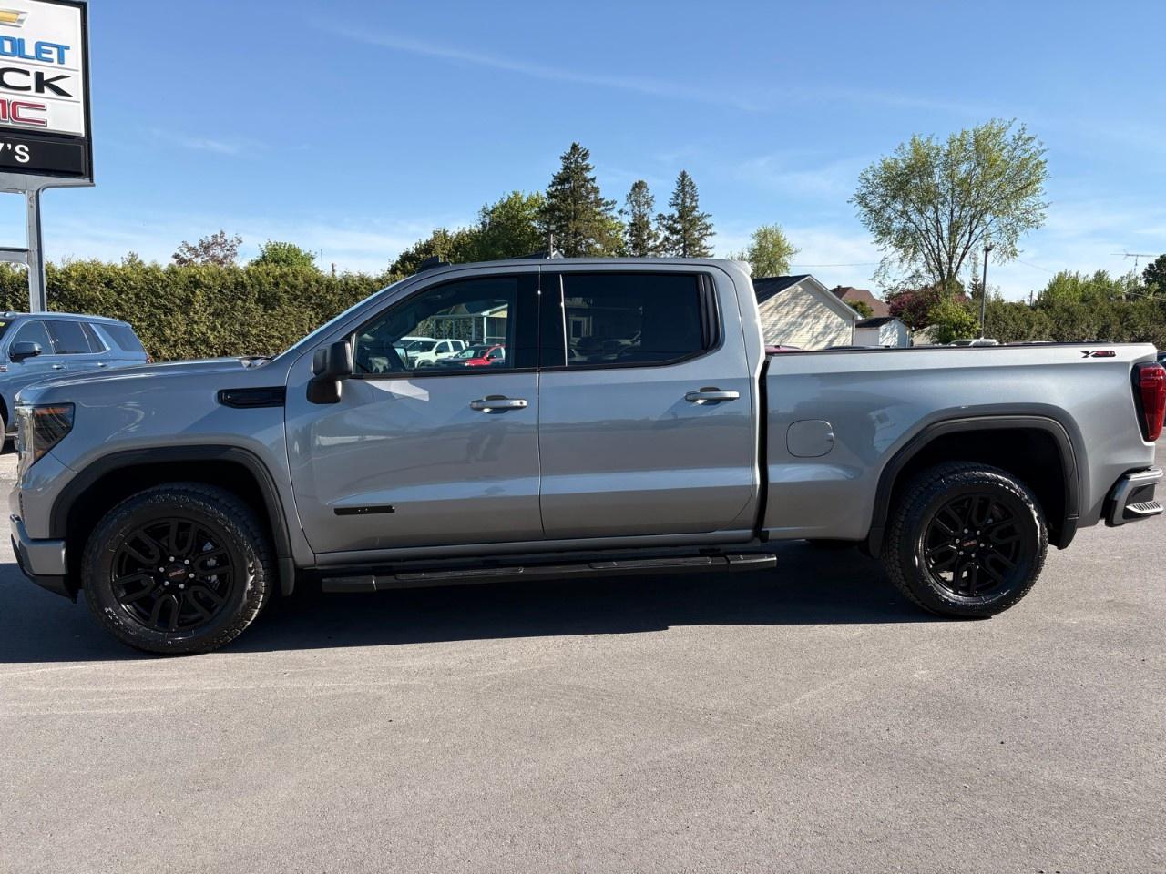 2026 GMC Sierra 1500 Crew Cab Standard Box 4-Wheel Drive Elevation Photo