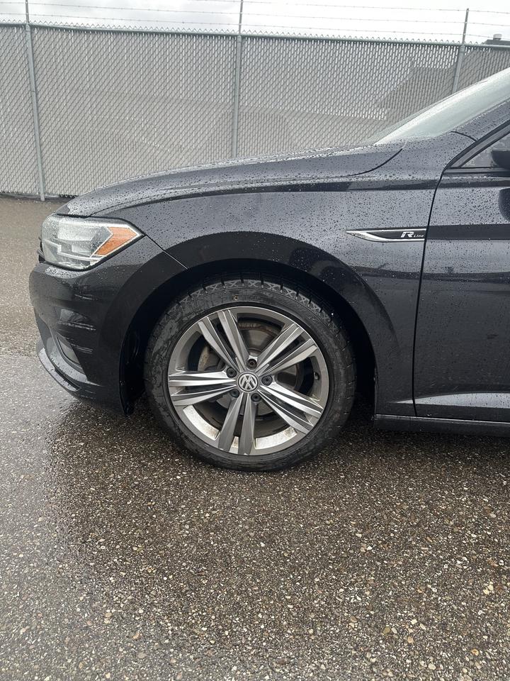 2019 Volkswagen Jetta HIGHLINE AUTO/LEATHER/ SUNROOF Photo