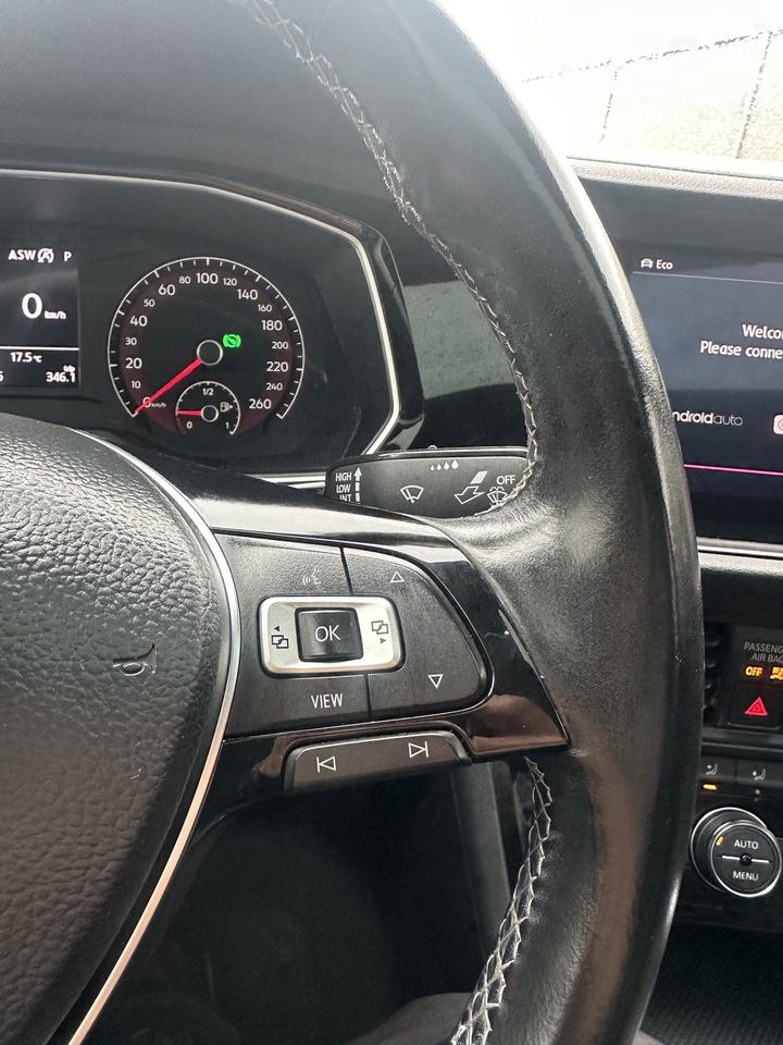 2019 Volkswagen Jetta HIGHLINE AUTO/LEATHER/ SUNROOF Photo
