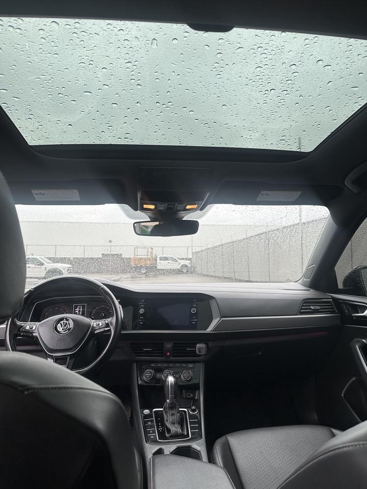2019 Volkswagen Jetta HIGHLINE AUTO/LEATHER/ SUNROOF Photo