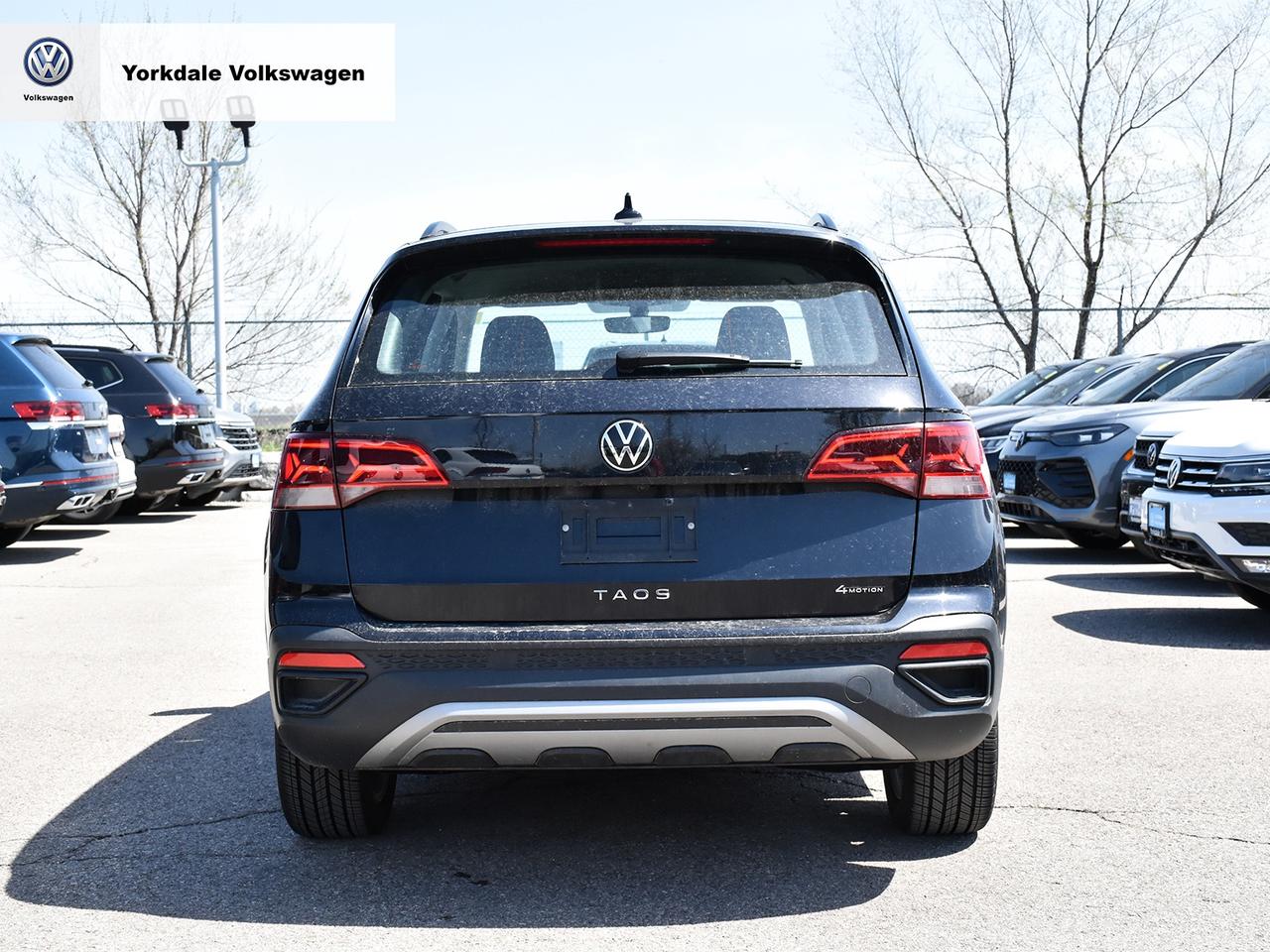 2023 Volkswagen Taos "Only 10710km" Photo3