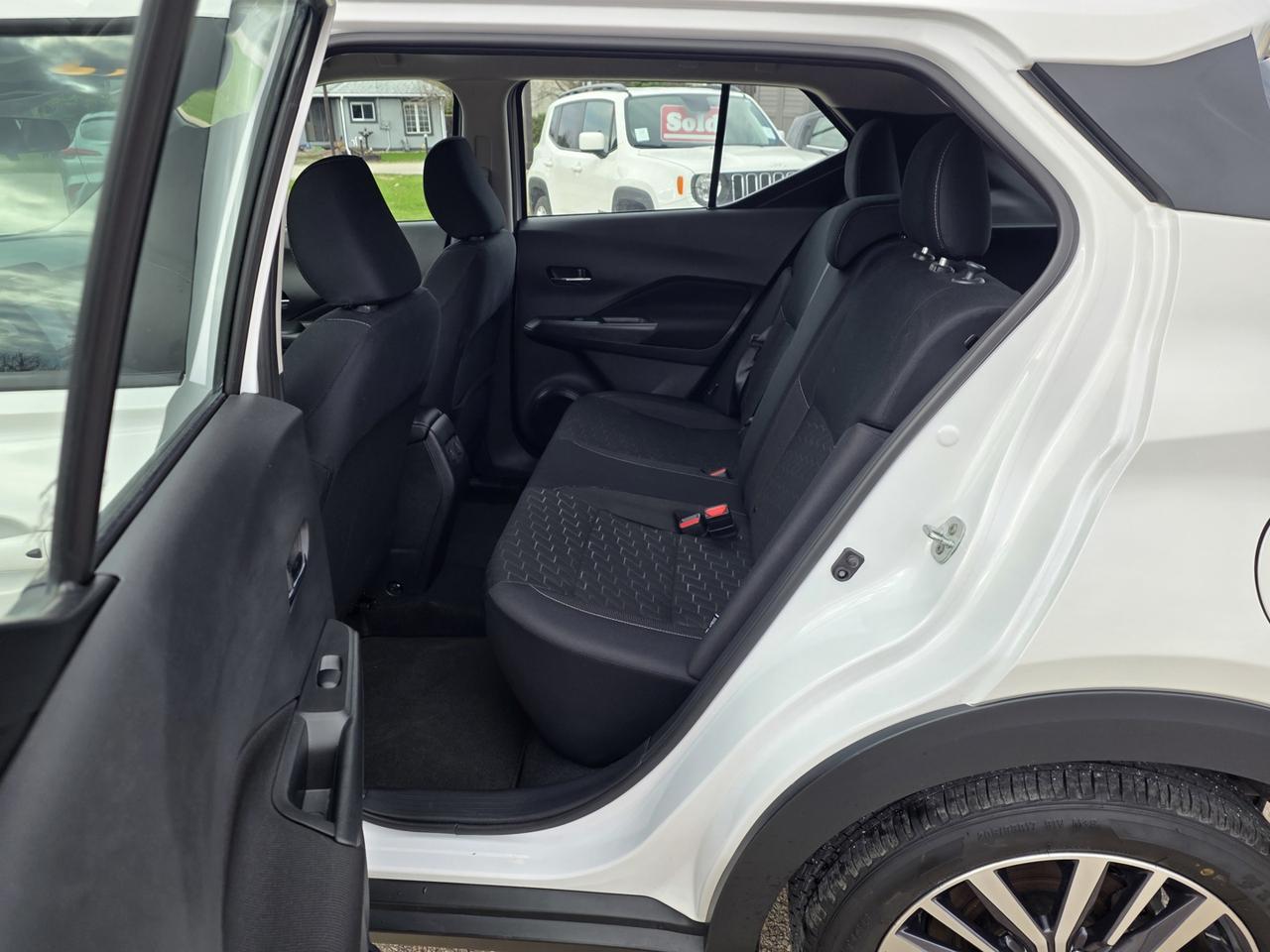 2024 Nissan Kicks SV Photo