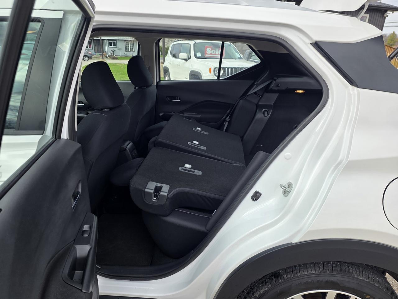 2024 Nissan Kicks SV Photo