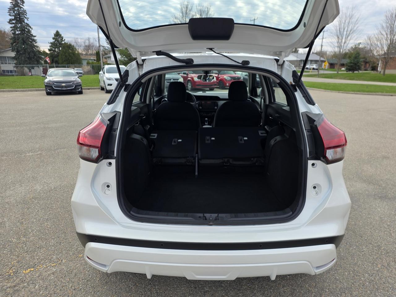 2024 Nissan Kicks SV Photo