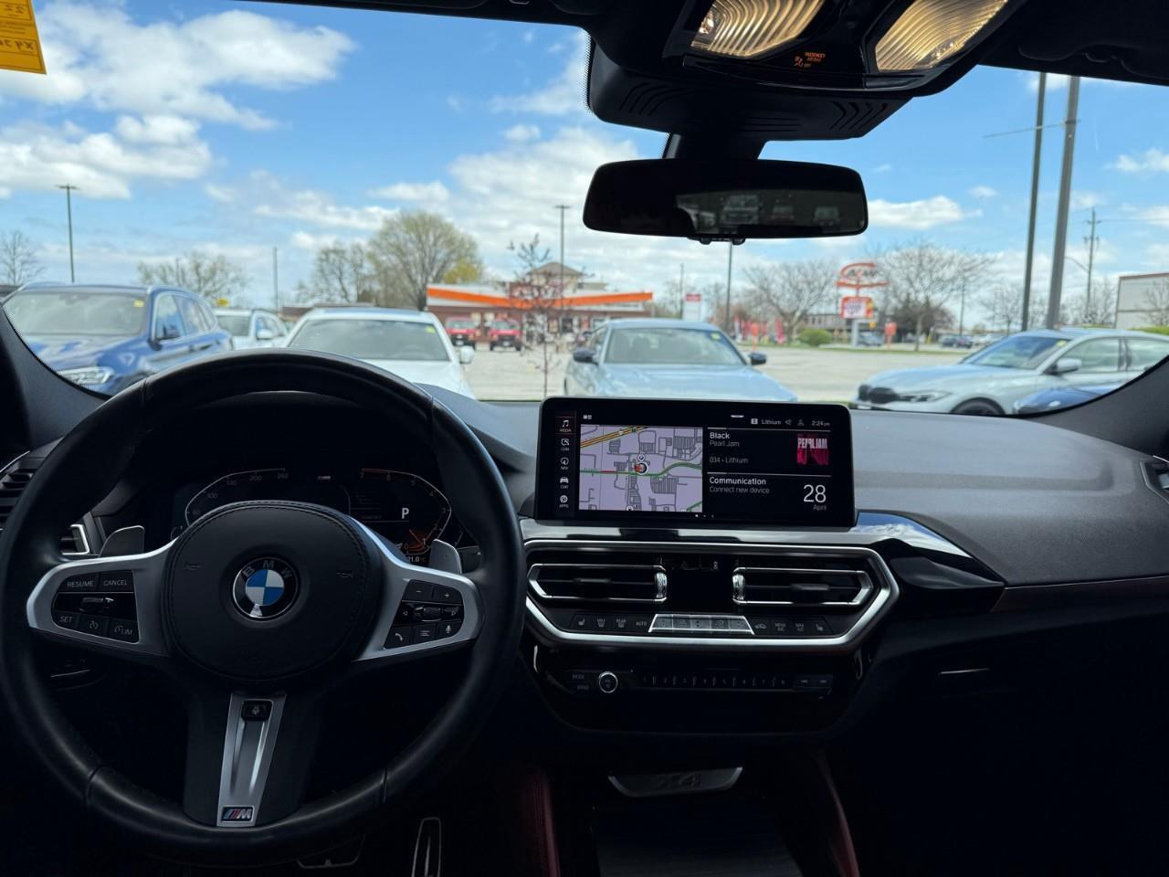 2022 BMW X4 xDrive30i Photo