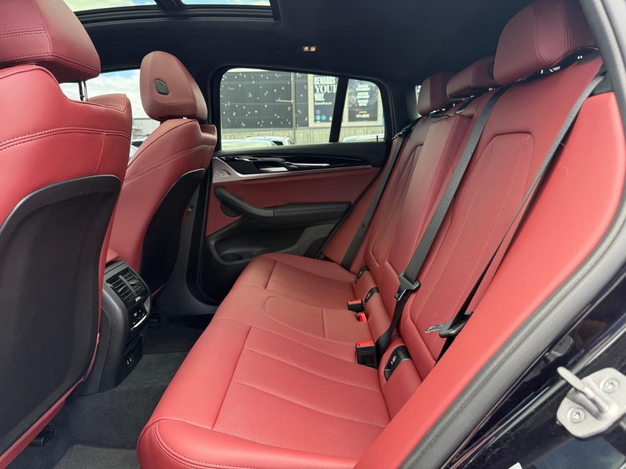 2022 BMW X4 xDrive30i Photo