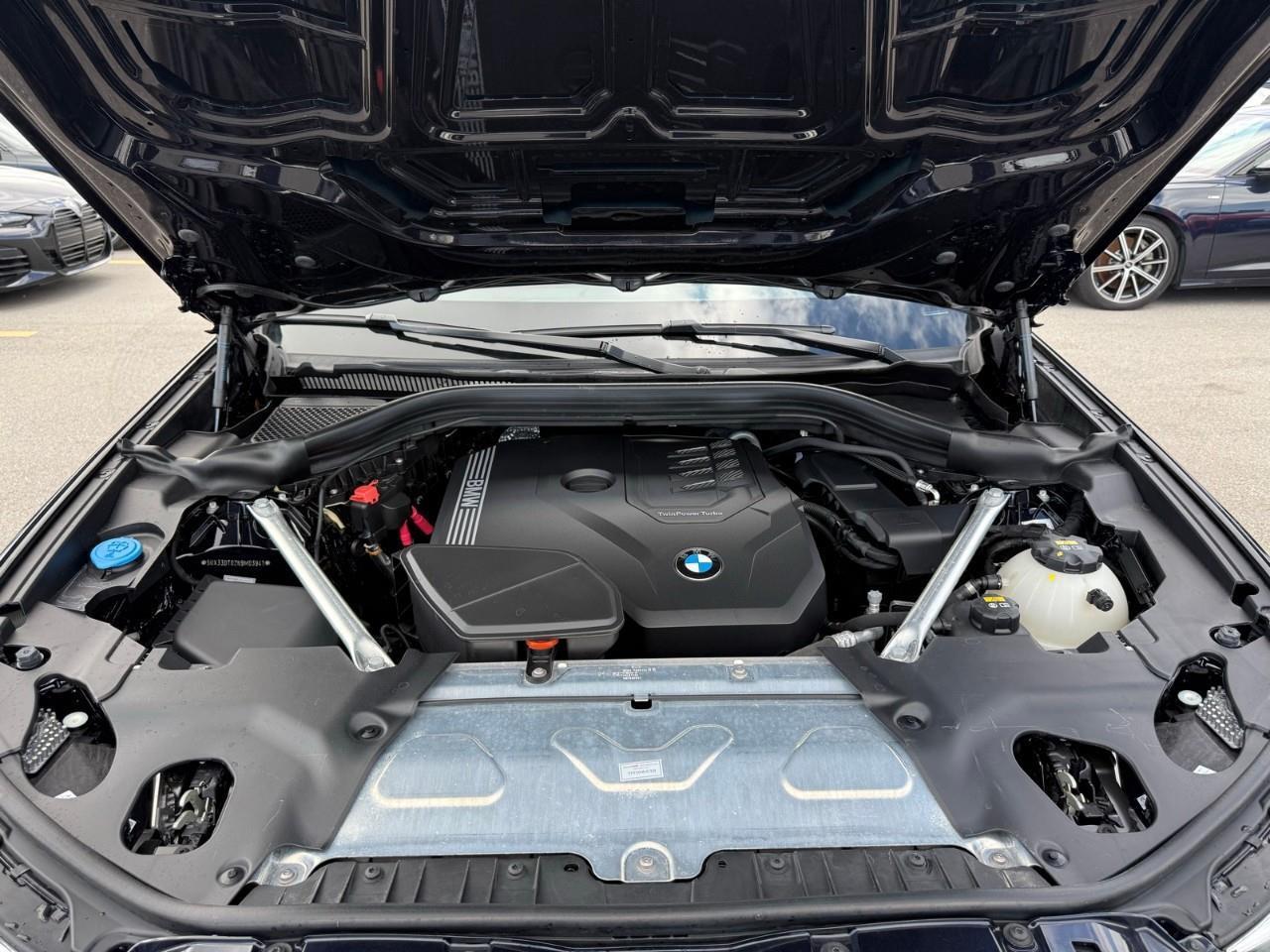2022 BMW X4 xDrive30i Photo