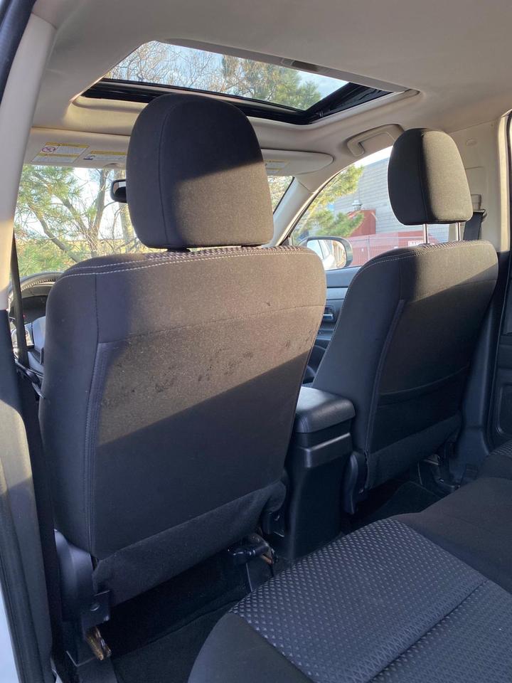 2018 Mitsubishi Outlander ES AWC SUNROOF | 7 Passengers Photo